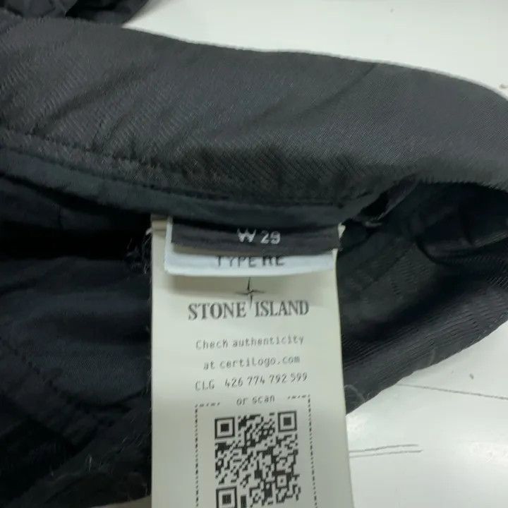Stone Island Stone Island Black Cargo Bermuda Shorts for Men Size US 29 - 3 Thumbnail