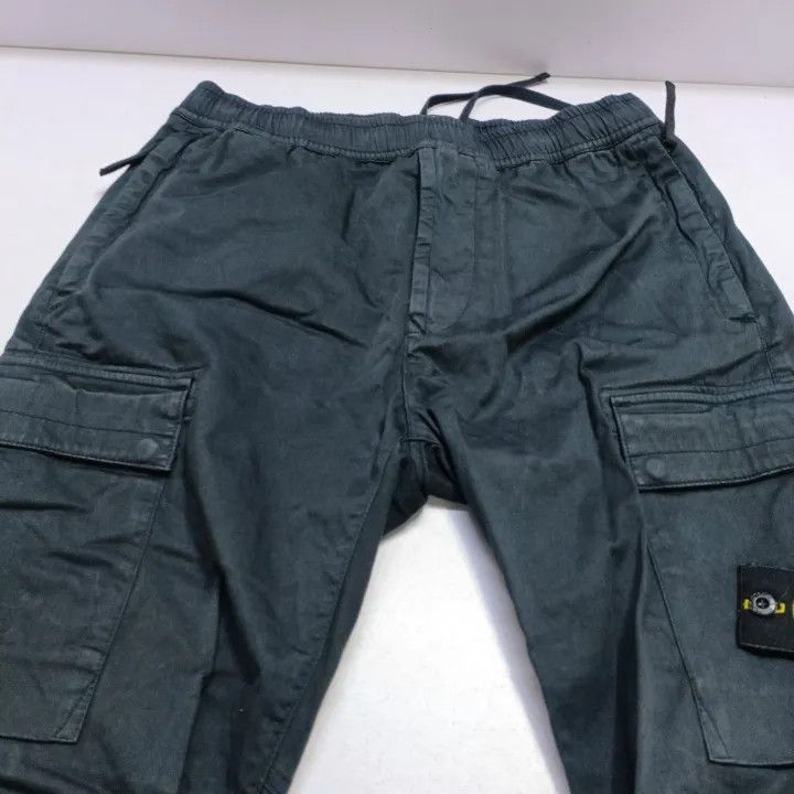 Stone Island Stone Island Black Logo Patch Cargo Pants Size US 32 / EU 48 - 10 Thumbnail