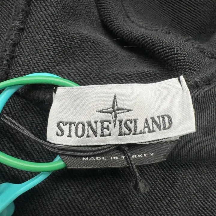 Stone Island Stone Island Black Zip-Up Hoodie Size US L / EU 52-54 / 3 - 2 Thumbnail