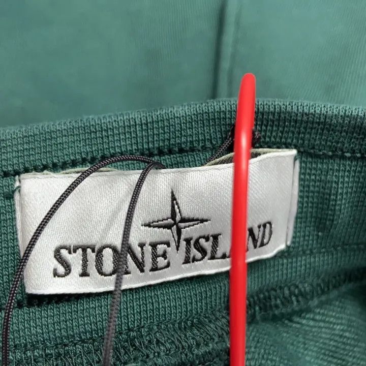 Stone Island Stone Island Green Logo Cargo Shorts Size US 44 / EU 60 - 4 Thumbnail