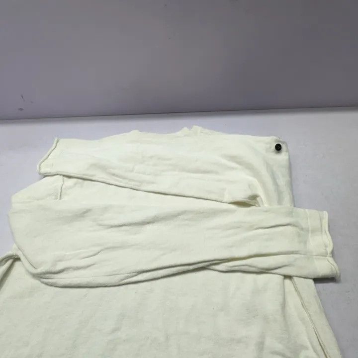 Stone Island Stone Island White Logo Long Sleeve Sweater Size US L / EU 52-54 / 3 - 9 Thumbnail