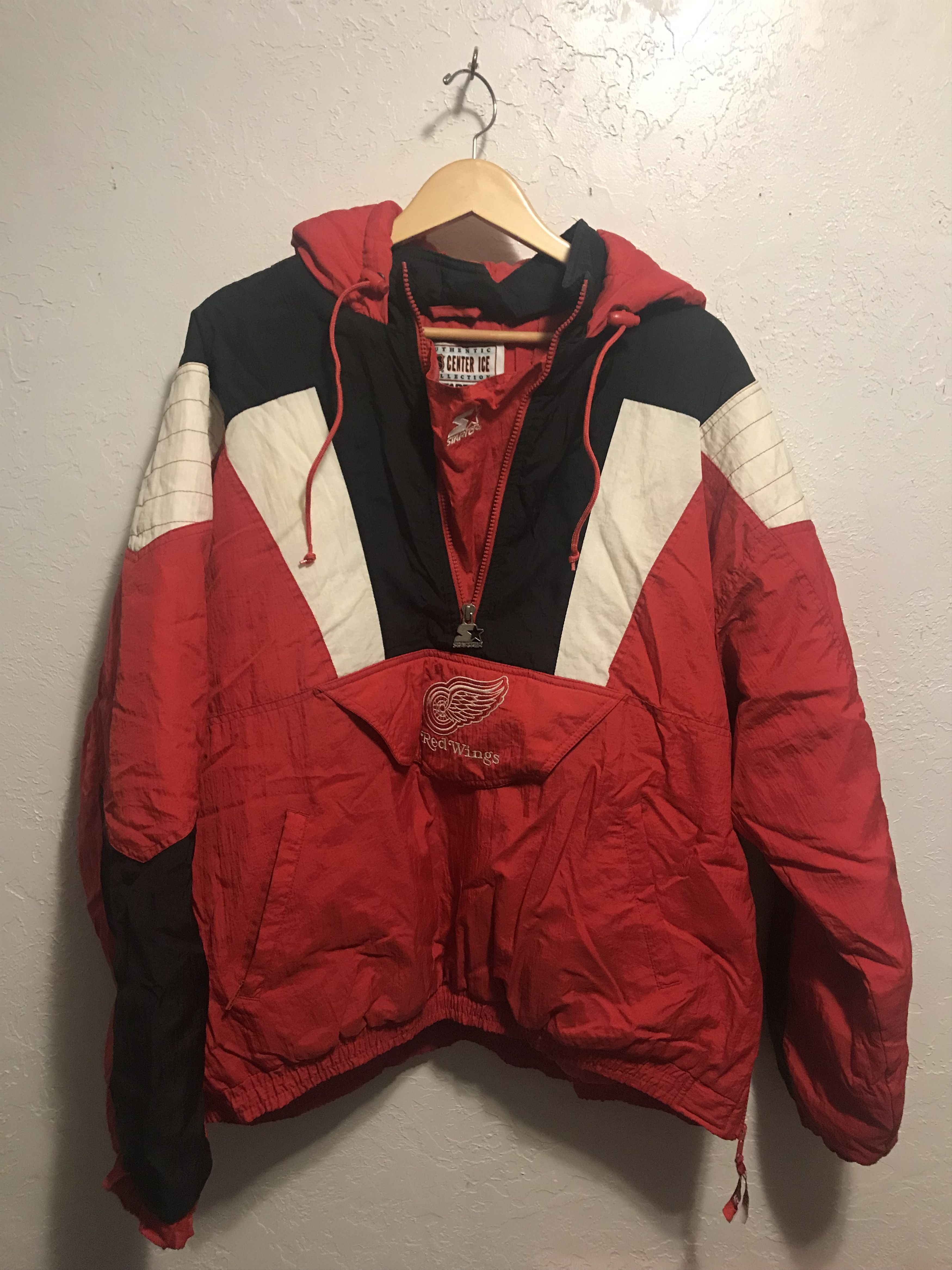 STARTER, Jackets & Coats, Vintage 9s Starter Detroit Red Wings Puffer  Jacket Large