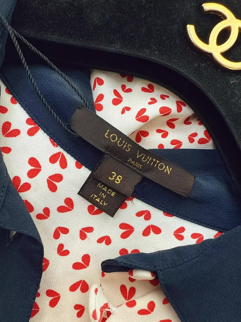 Louis Vuitton lv silk short sleeve heart pattern shirt-dmc Size US M / EU 48-50 / 2 - 7 Thumbnail