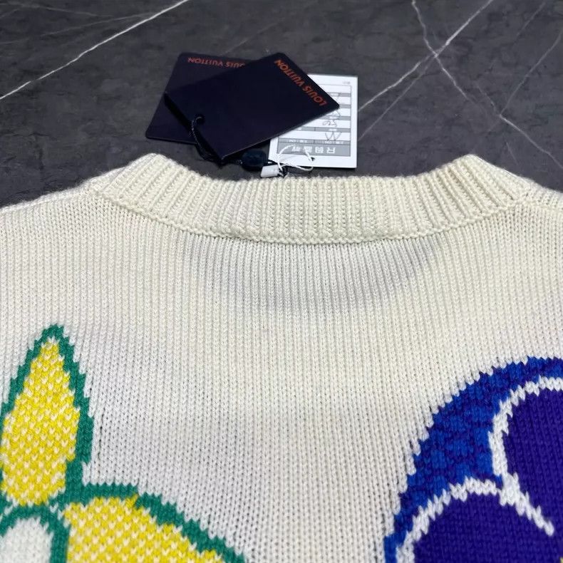 Louis Vuitton louis vuitton colorful floral pattern sweater-dmc Size US M / EU 48-50 / 2 - 5 Thumbnail
