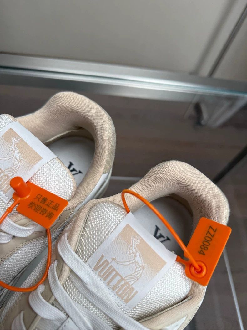 Louis Vuitton Louis Vuitton LV Trainer with Velcro Straps-dmc Size US 10.5 / EU 43-44 - 2 Thumbnail
