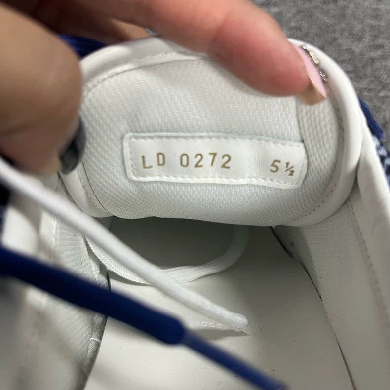 Louis Vuitton louis vuitton blue low-top fashion sneakers-dmc Size US 5.5 / EU 38 - 4 Thumbnail