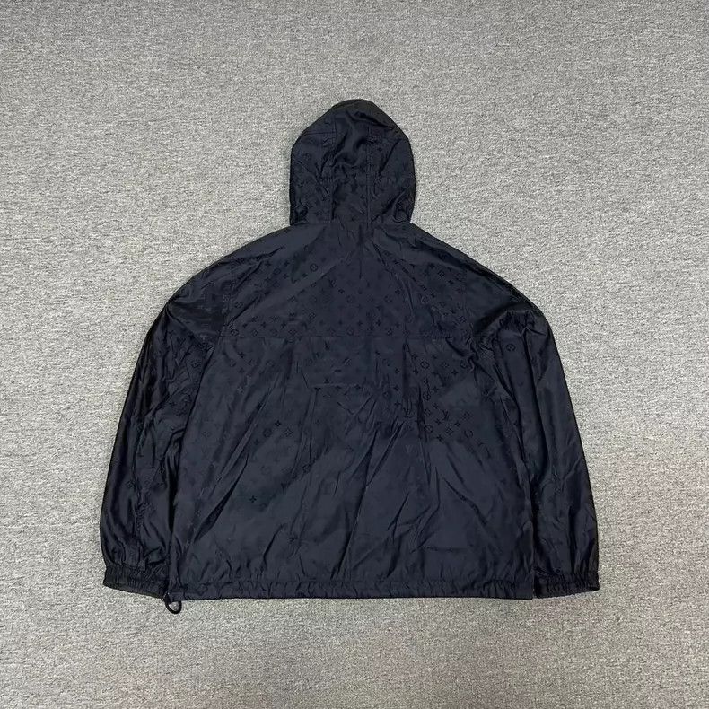 Louis Vuitton louis vuitton logo patterned hooded jacket-dmc Size US L / EU 52-54 / 3 - 2 Thumbnail
