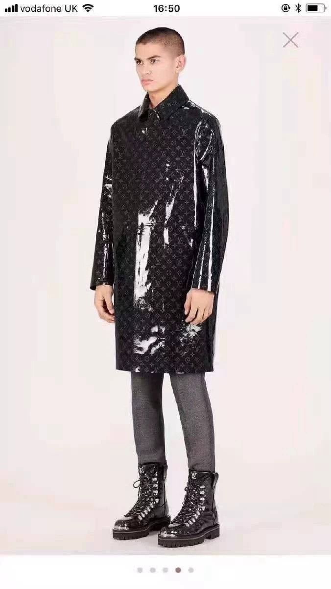 Louis Vuitton louis vuitton limited edition jelly coat-dmc Size US L / EU 52-54 / 3 - 8 Thumbnail