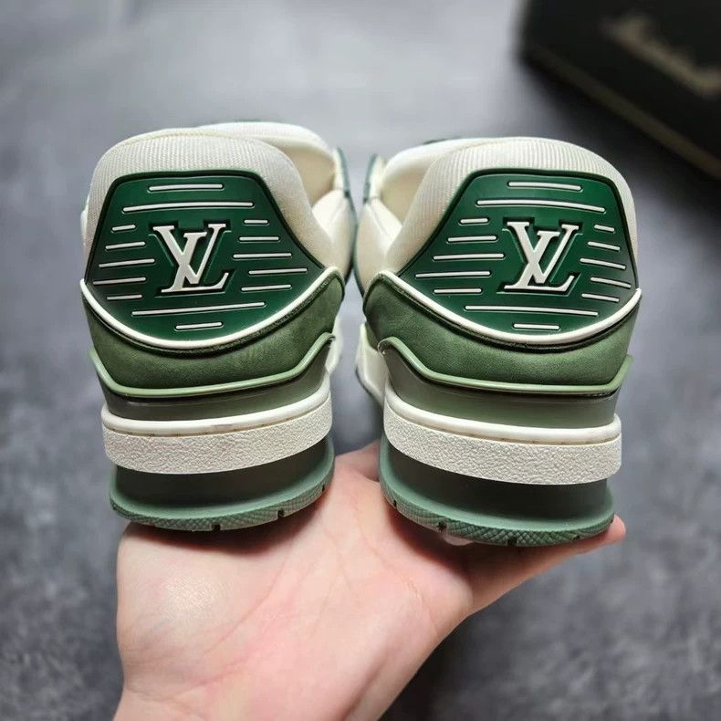 Louis Vuitton louis vuitton green and white trainers-dmc Size US 9 / EU 42 - 6 Thumbnail
