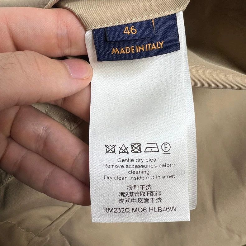 Louis Vuitton louis vuitton reversible monogram hooded jacket-dmc Size US M / EU 48-50 / 2 - 6 Thumbnail