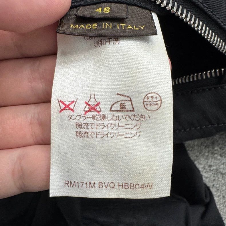 Louis Vuitton black embroidered louis vuitton jacket-dmc Size US L / EU 52-54 / 3 - 4 Thumbnail