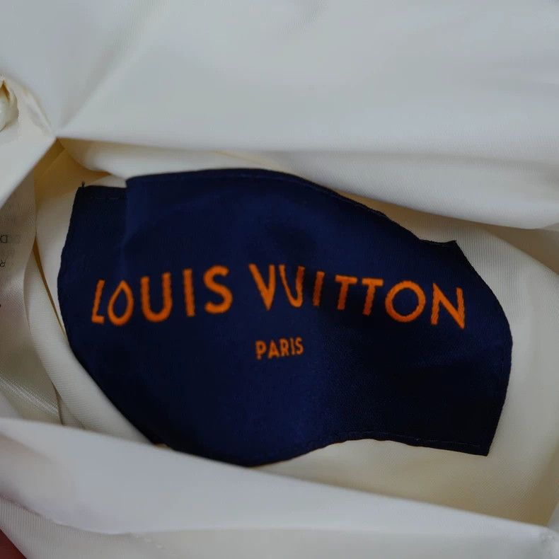 Louis Vuitton white louis vuitton reversible windbreaker jacket-dmc Size US L / EU 52-54 / 3 - 3 Thumbnail