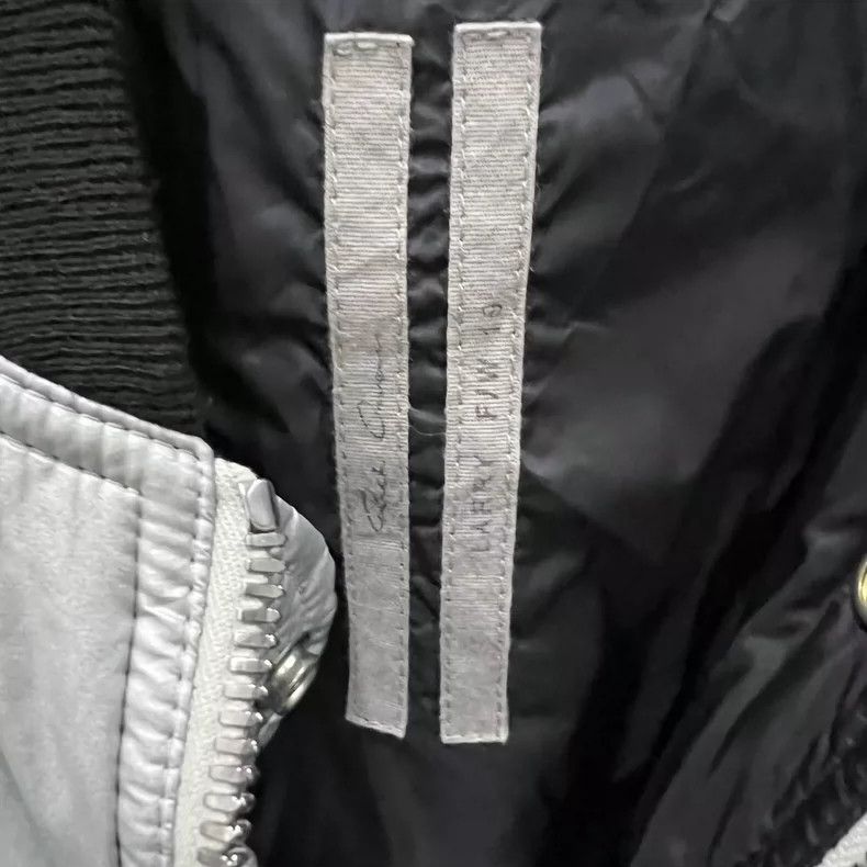 Rick Owens rick owens short black silver bomber jacket-dmc Size US M / EU 48-50 / 2 - 3 Thumbnail