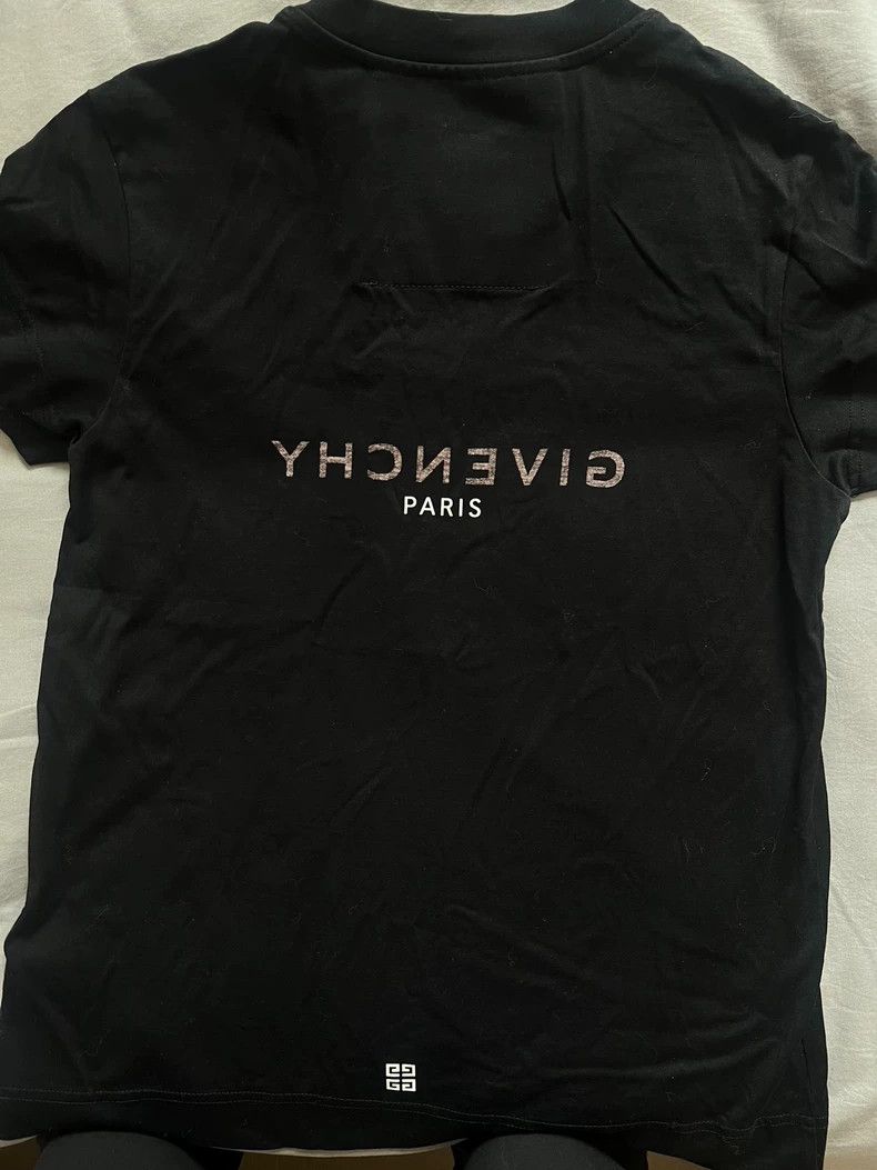 Givenchy givenchy classic black t-shirt with logo-dmc Size US XS / EU 42 / 0 - 3 Thumbnail