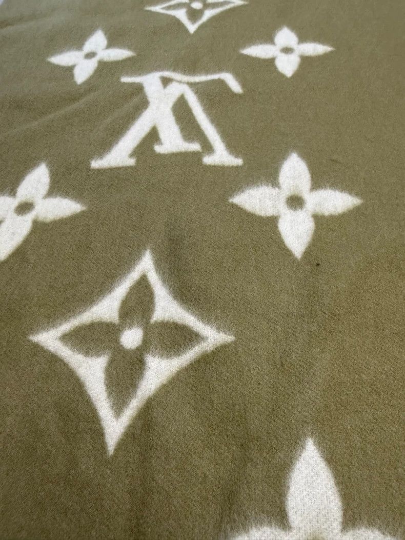 Louis Vuitton louis vuitton reversible cashmere scarf-dmc Size ONE SIZE - 2 Thumbnail