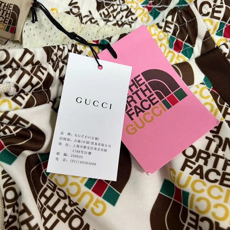 Gucci gucci tnf collaboration casual shorts size medium-dmc Size US 35 - 6 Thumbnail