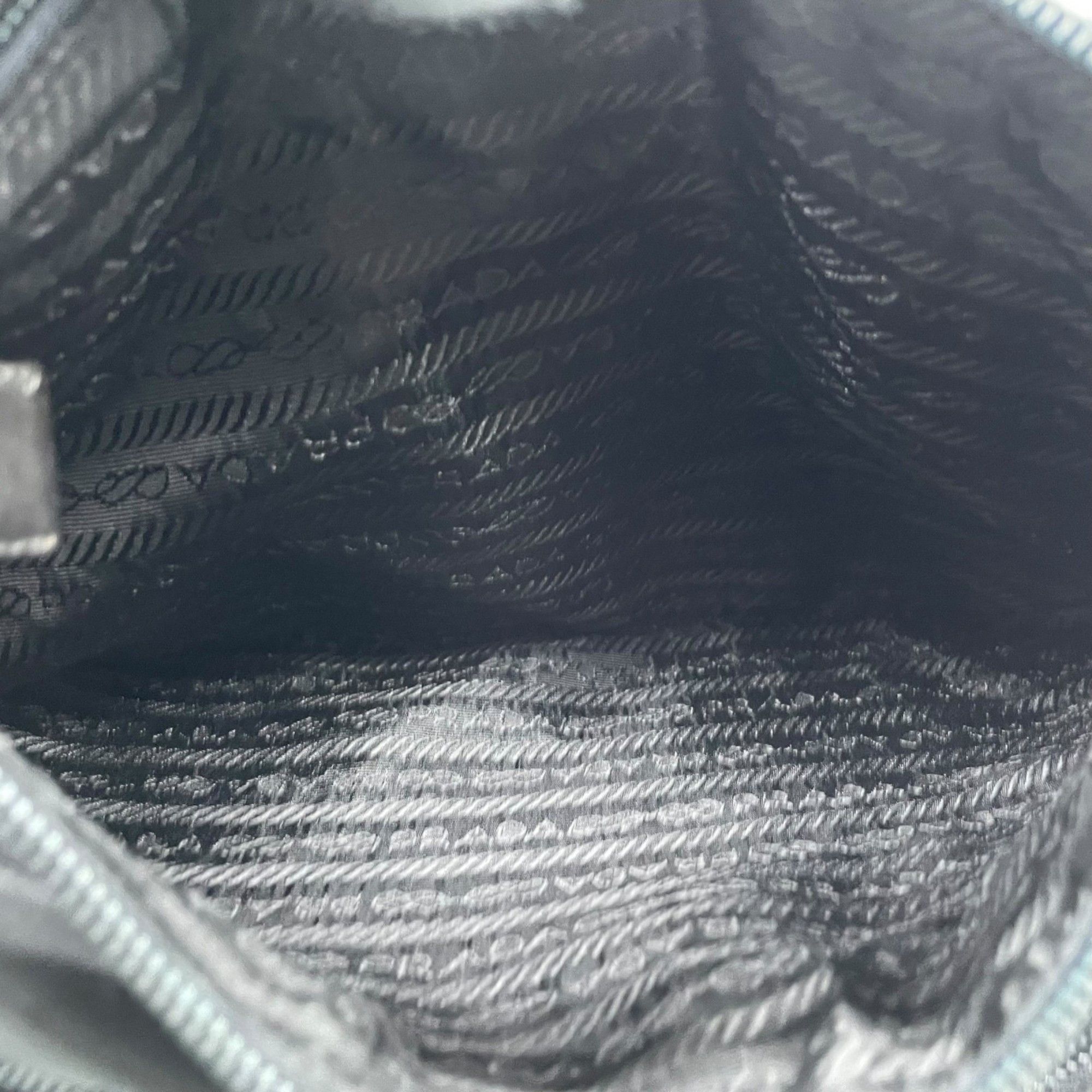Prada Prada Tessuto tote Size ONE SIZE - 17 Thumbnail