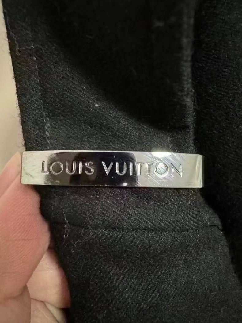 Louis Vuitton louis vuitton black button-up shirt-dmc Size US XS / EU 42 / 0 - 5 Thumbnail