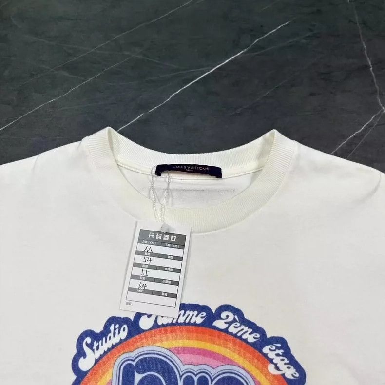Louis Vuitton louis vuitton rainbow logo t-shirt-dmc Size US M / EU 48-50 / 2 - 3 Thumbnail