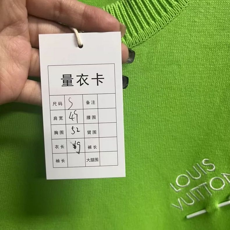 Louis Vuitton louis vuitton green short sleeve t-shirt-dmc Size US S / EU 44-46 / 1 - 4 Thumbnail