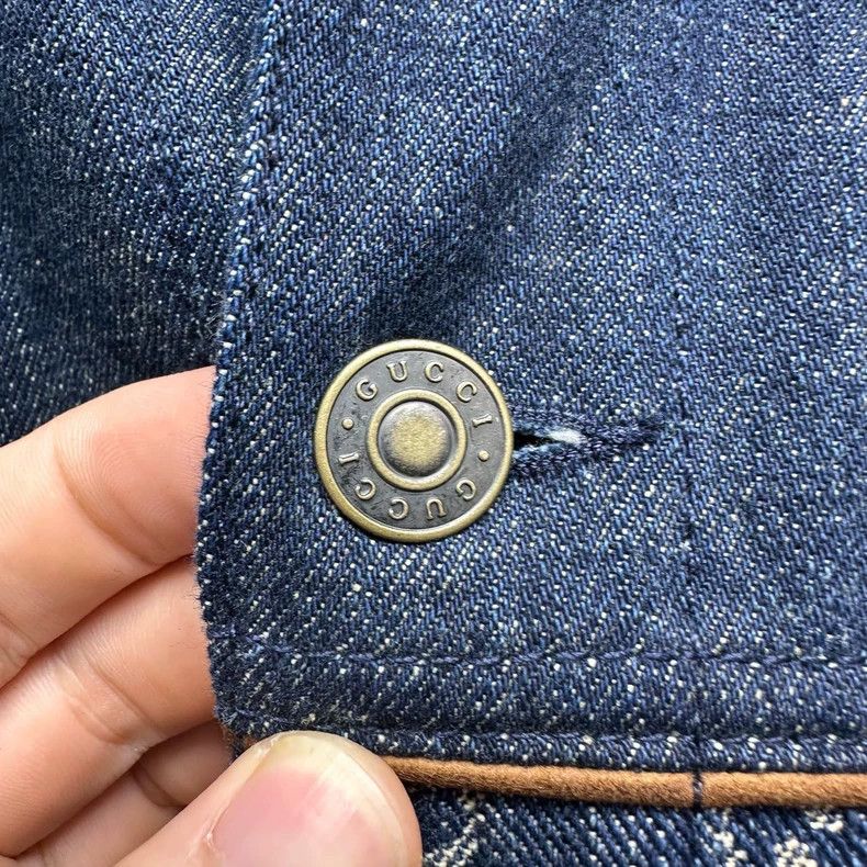 Gucci gucci monogram denim jacket size 46-dmc Size US L / EU 52-54 / 3 - 4 Thumbnail