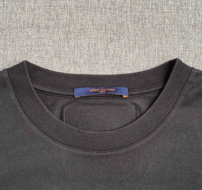 Louis Vuitton louis vuitton planes print short sleeve t-shirt-dmc Size US M / EU 48-50 / 2 - 3 Thumbnail
