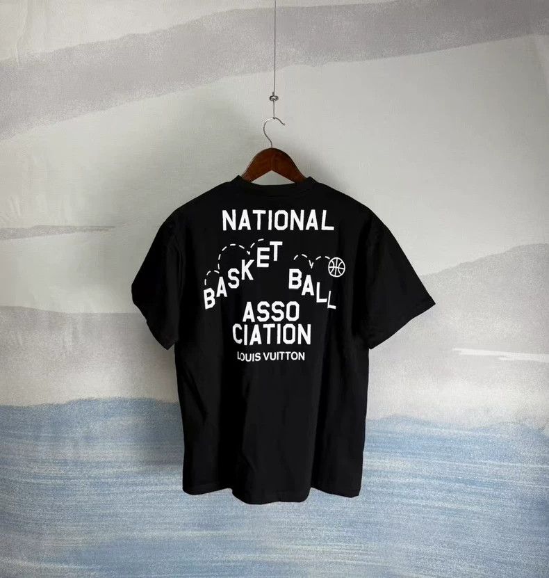 Louis Vuitton louis vuitton nba black short sleeve t-shirt-dmc Size US L / EU 52-54 / 3 - 3 Thumbnail