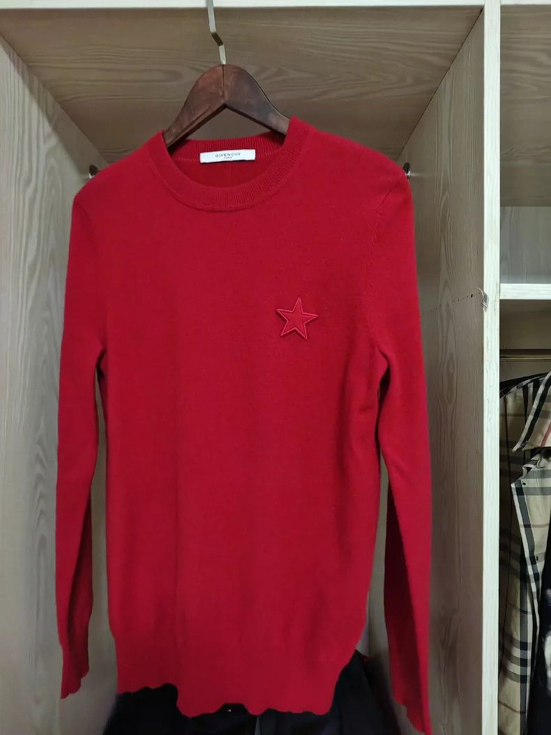 Givenchy givenchy red cashmere sweater with star detail-dmc Size US S / EU 44-46 / 1 - 2 Thumbnail
