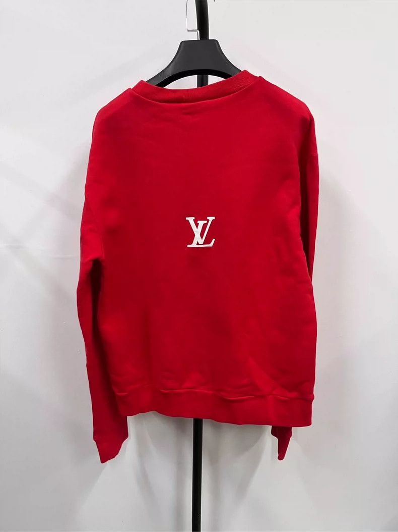 Louis Vuitton louis vuitton red logo long sleeve sweatshirt-dmc Size US S / EU 44-46 / 1 - 3 Thumbnail
