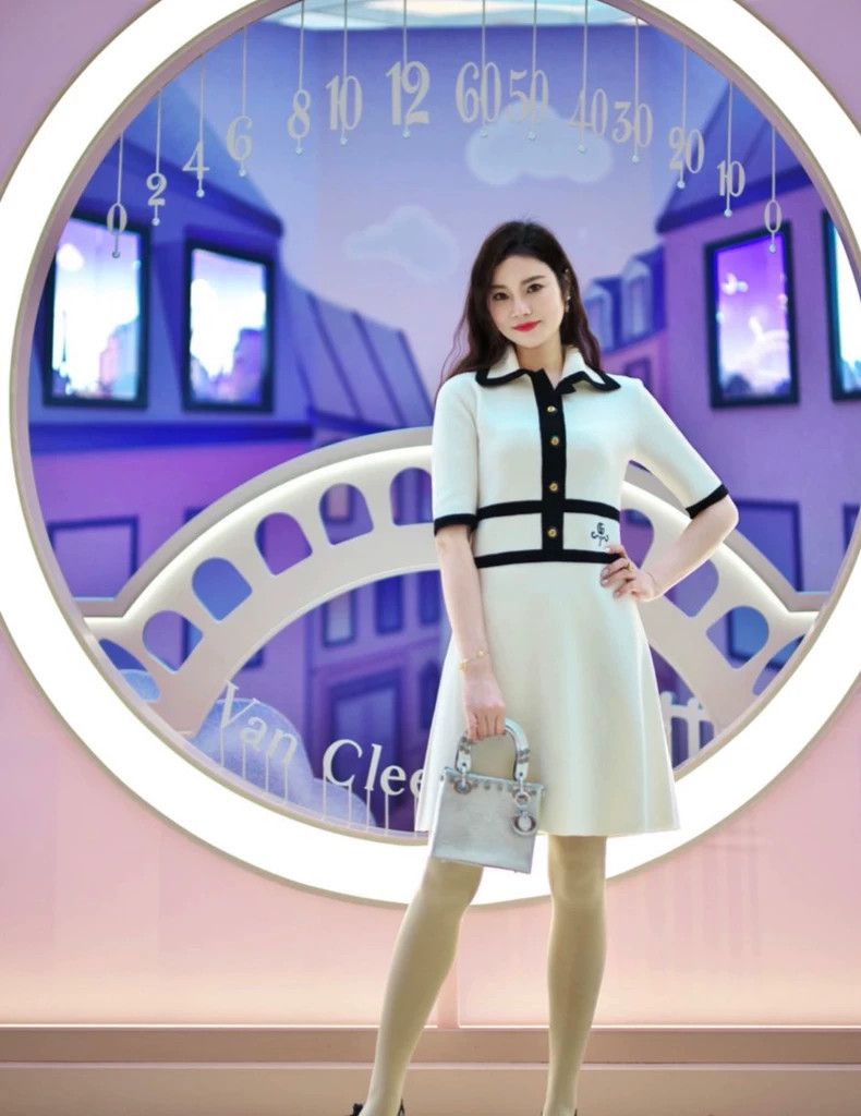 Gucci gucci short sleeve dress in cream color-dmc Size US S / EU 44-46 / 1 - 7 Thumbnail