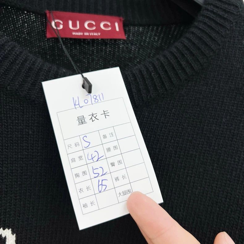 Gucci gucci knit sweater with embroidered logo-dmc Size US S / EU 44-46 / 1 - 6 Thumbnail
