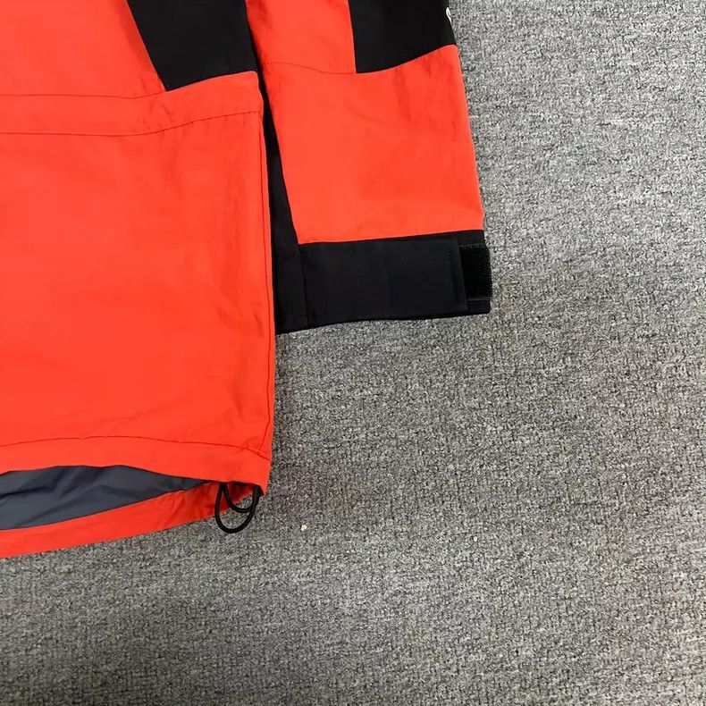 Gucci gucci tnF collaboration hooded jacket-dmc Size US XS / EU 42 / 0 - 4 Thumbnail