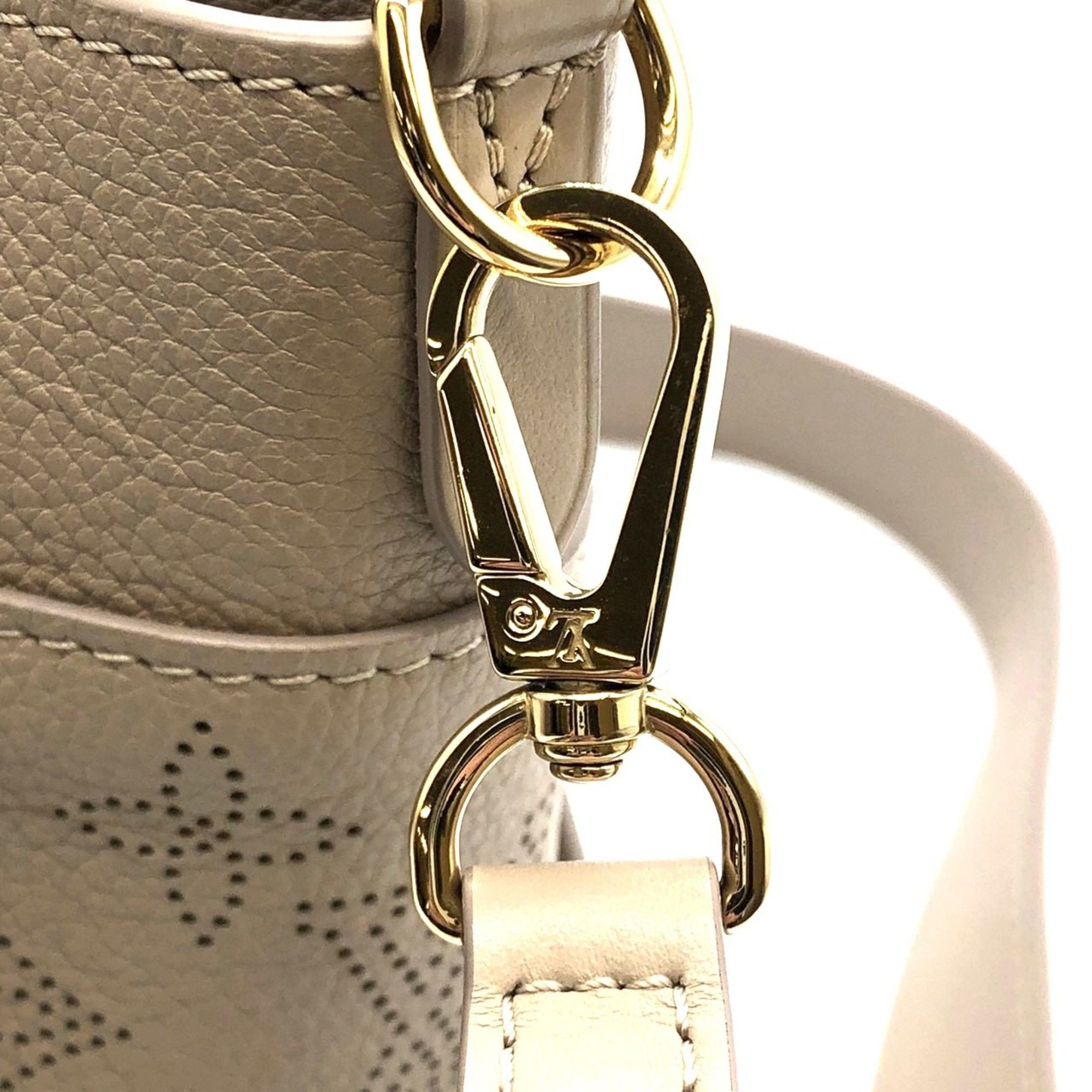 Louis Vuitton Louis Vuitton On my Side handbag Size ONE SIZE - 9 Thumbnail