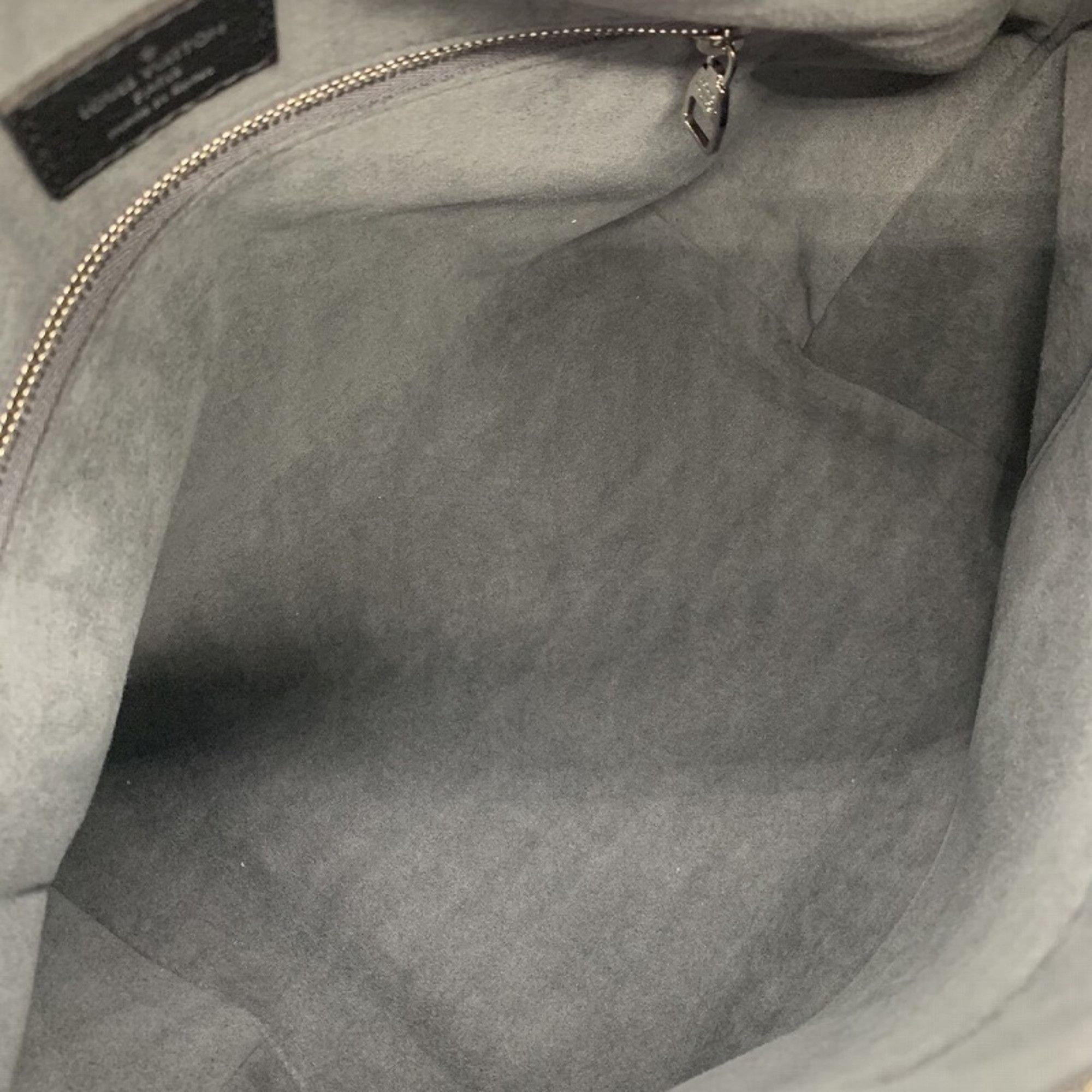 Louis Vuitton Louis Vuitton Mahina shoulder Size ONE SIZE - 7 Thumbnail