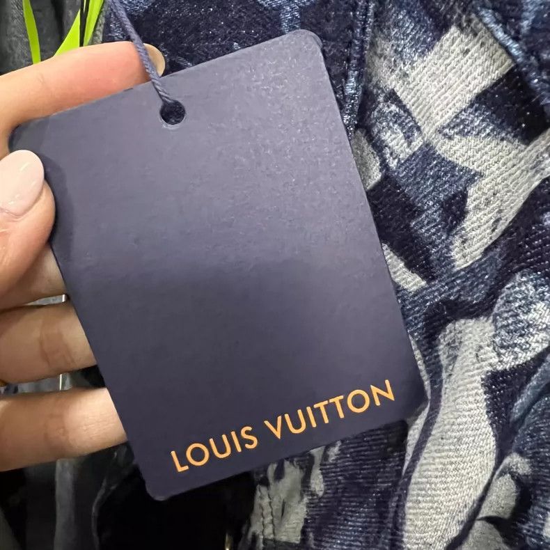 Louis Vuitton louis vuitton denim jacket with tie-dye print-dmc Size US L / EU 52-54 / 3 - 6 Thumbnail