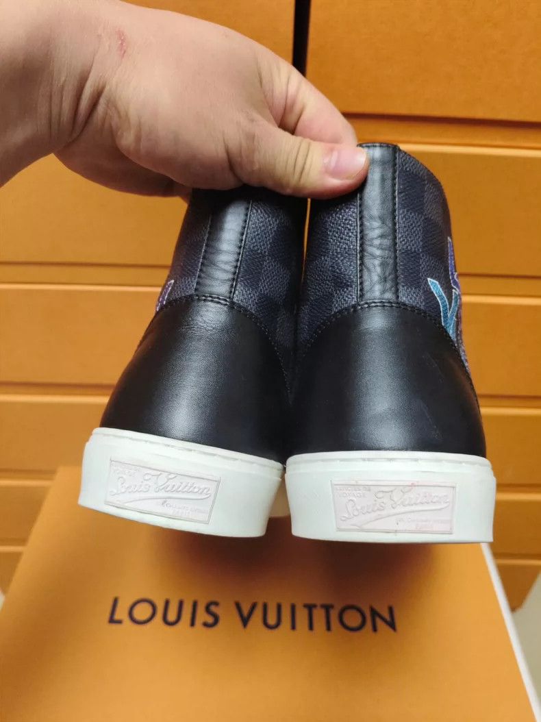 Louis Vuitton louis vuitton checkerboard logo high-top sneakers-dmc Size US 9 / EU 42 - 8 Thumbnail