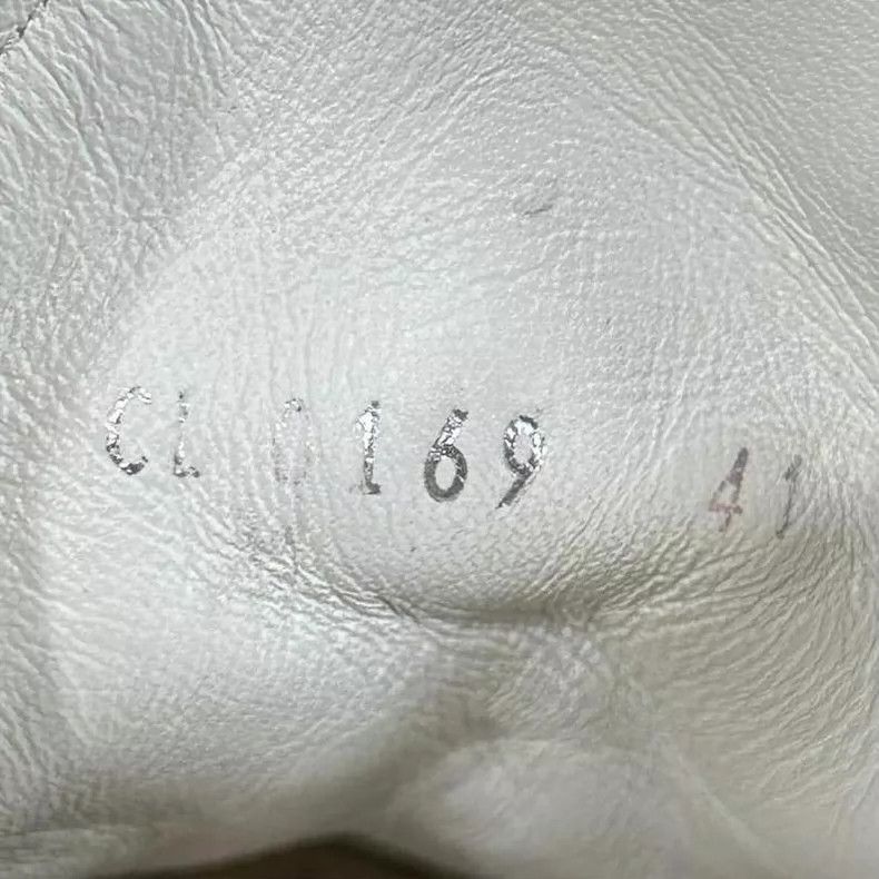 Louis Vuitton louis vuitton dad sneakers in white-dmc Size US 10.5 / EU 43-44 - 7 Thumbnail