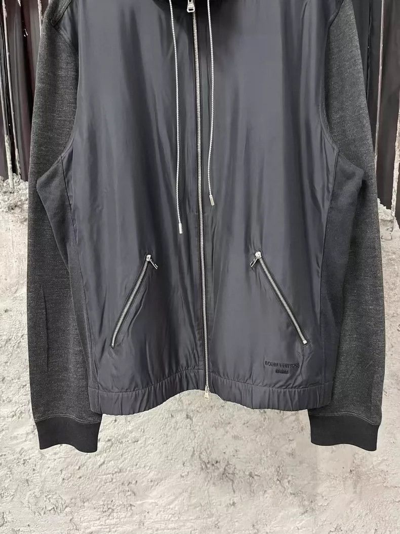 Louis Vuitton louis vuitton zip-up jacket in black-dmc Size US M / EU 48-50 / 2 - 4 Thumbnail