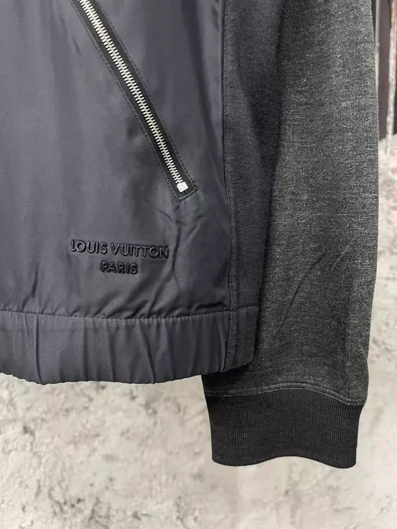 Louis Vuitton louis vuitton zip-up jacket in black-dmc Size US M / EU 48-50 / 2 - 5 Thumbnail