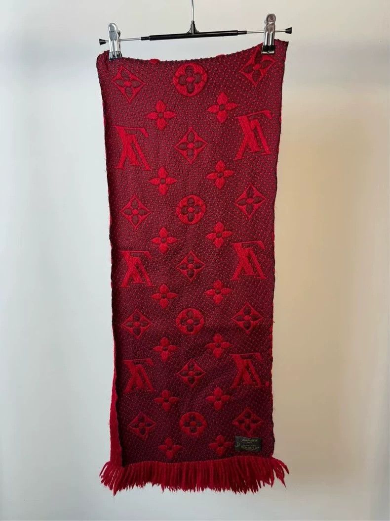 Louis Vuitton louis vuitton red patterned scarf-dmc Size ONE SIZE - 2 Thumbnail
