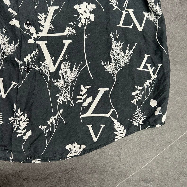 Louis Vuitton louis vuitton floral long sleeve shirt-dmc Size US M / EU 48-50 / 2 - 3 Thumbnail