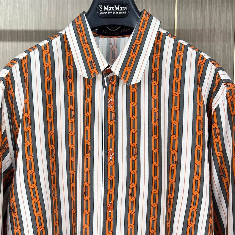 Louis Vuitton louis vuitton chain print long sleeve shirt-dmc Size US S / EU 44-46 / 1 - 3 Thumbnail