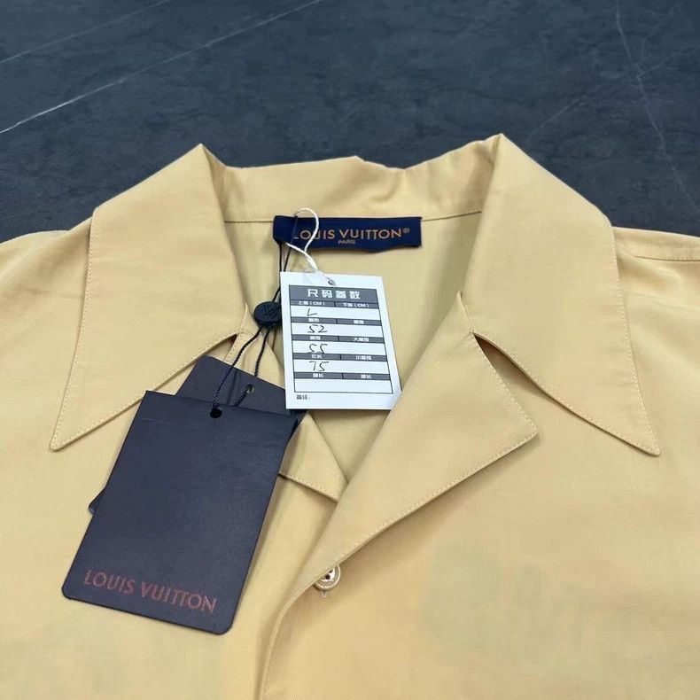 Louis Vuitton louis vuitton tyler short sleeve shirt-dmc Size US L / EU 52-54 / 3 - 4 Thumbnail