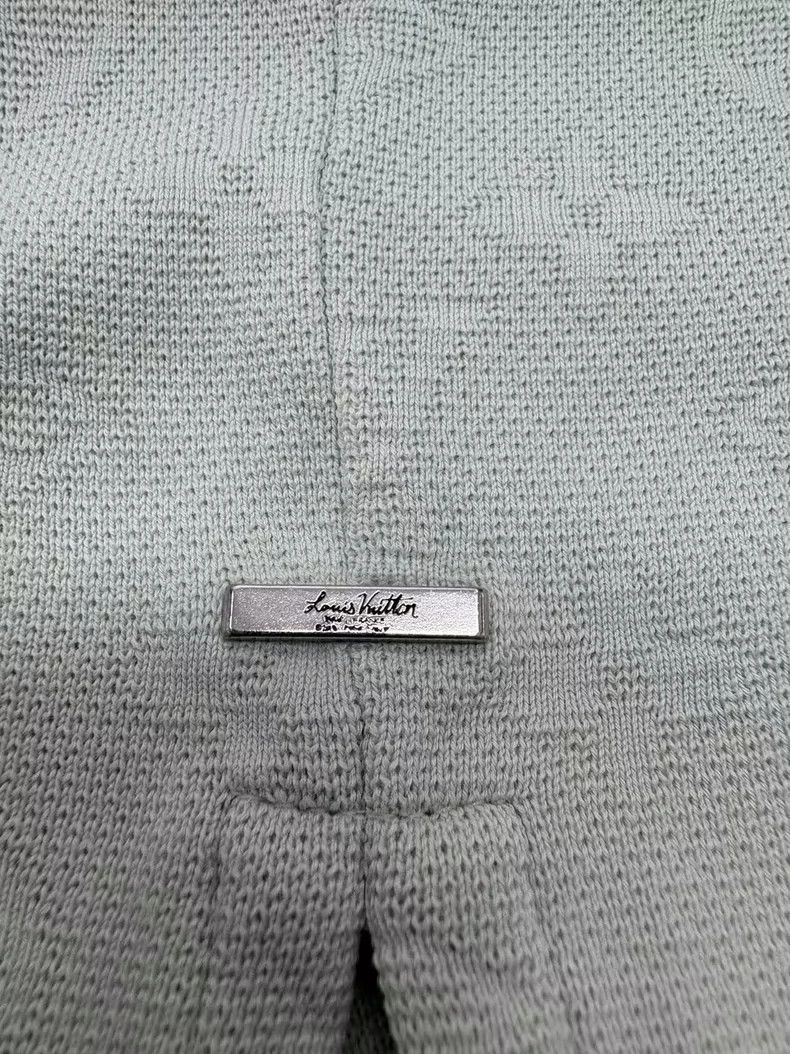 Louis Vuitton louis vuitton green short sleeve tee-dmc Size US L / EU 52-54 / 3 - 5 Thumbnail