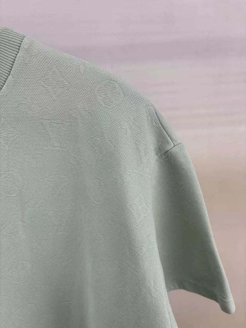 Louis Vuitton louis vuitton green short sleeve tee-dmc Size US L / EU 52-54 / 3 - 4 Thumbnail