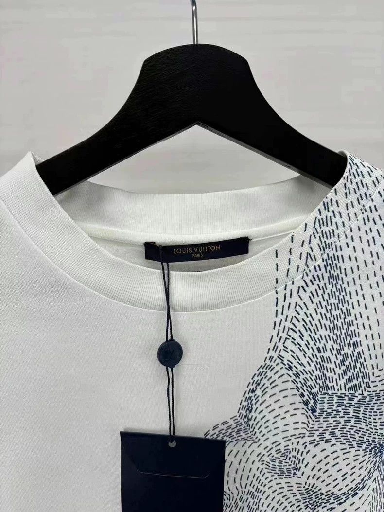 Louis Vuitton louis vuitton three flower sketch short sleeve-dmc Size US S / EU 44-46 / 1 - 4 Thumbnail