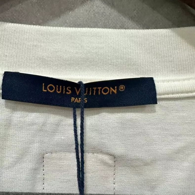 Louis Vuitton louis vuitton white short sleeve shirt-dmc Size US L / EU 52-54 / 3 - 3 Thumbnail