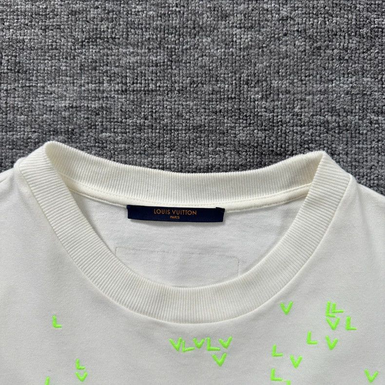 Louis Vuitton white short sleeve shirt with crane print-dmc Size US M / EU 48-50 / 2 - 2 Thumbnail