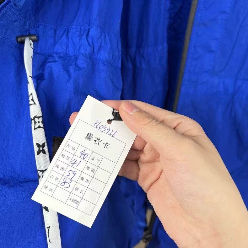 Louis Vuitton louis vuitton blue drawstring zip jacket-dmc Size US M / EU 48-50 / 2 - 7 Thumbnail