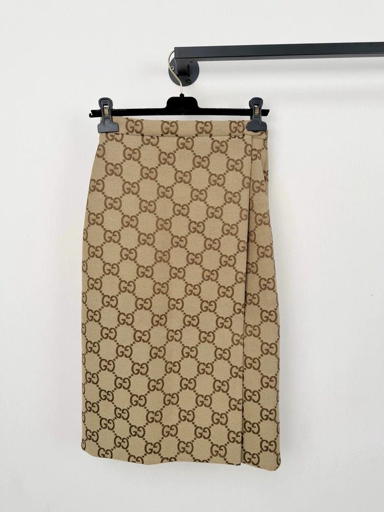 Gucci gucci patterned skirt with tags new 36-dmc Size US 36 / EU 52 - 6 Thumbnail